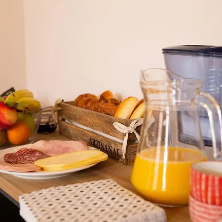 A Coque'line Bed & Breakfast *