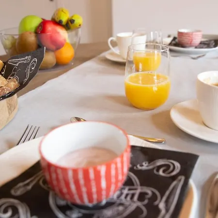A Coque'line Bed & Breakfast *